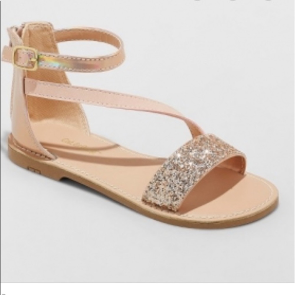 Kids size 4 women’s size 5.5 champagne sandal